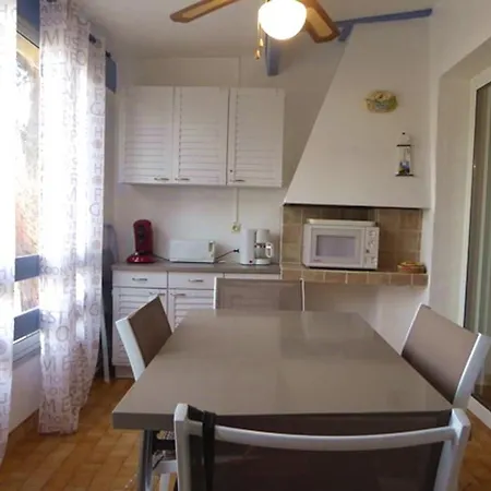 Apartment Climatise 2 Pieces Avec Piscine, Tennis Et Parking A 500m De La - Fr-1-776-73
