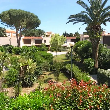 Climatise 2 Pieces Avec Piscine, Tennis Et Parking A 500m De La - Fr-1-776-73 Apartment